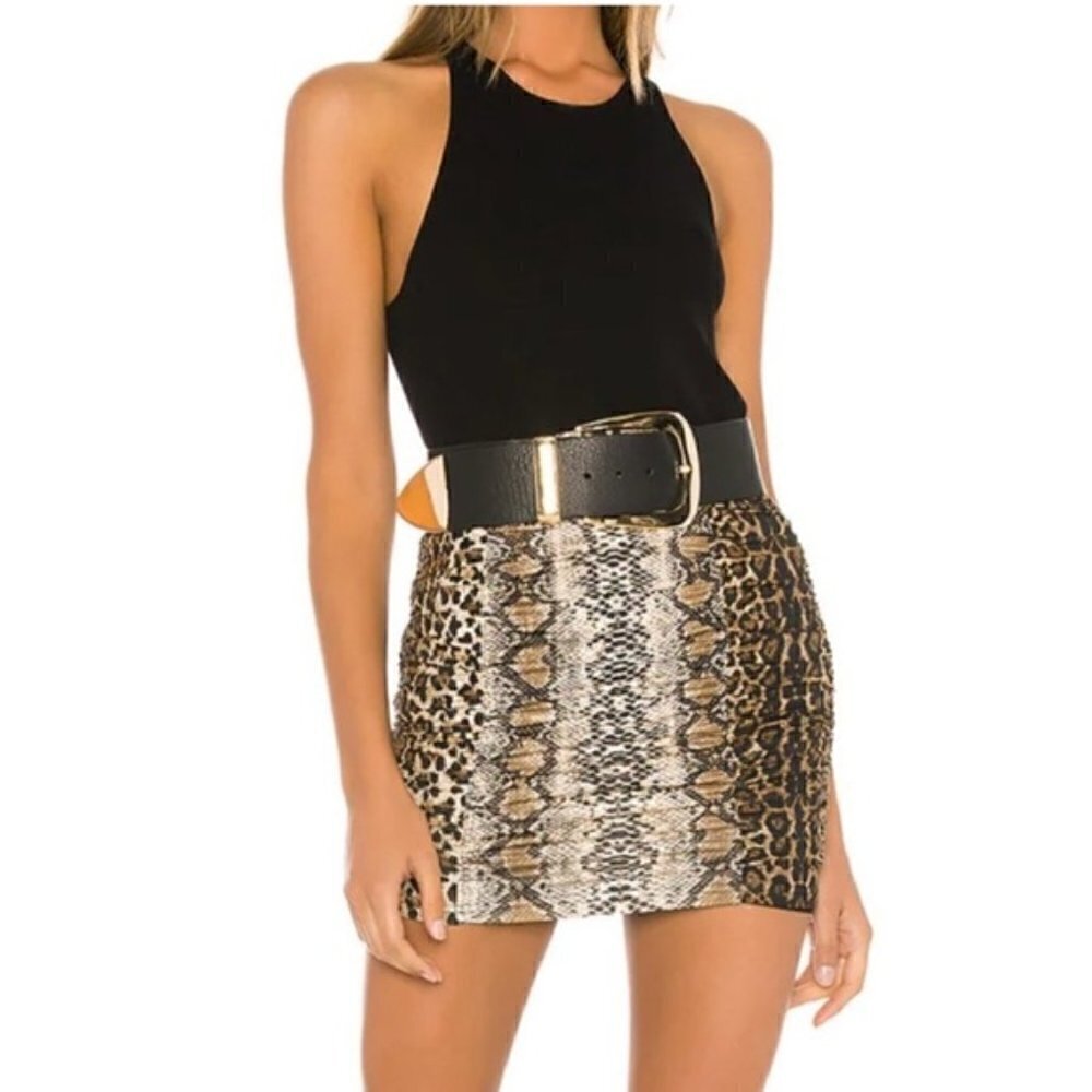 NWT Superdown Raquel animal print ruched mini skirt size S